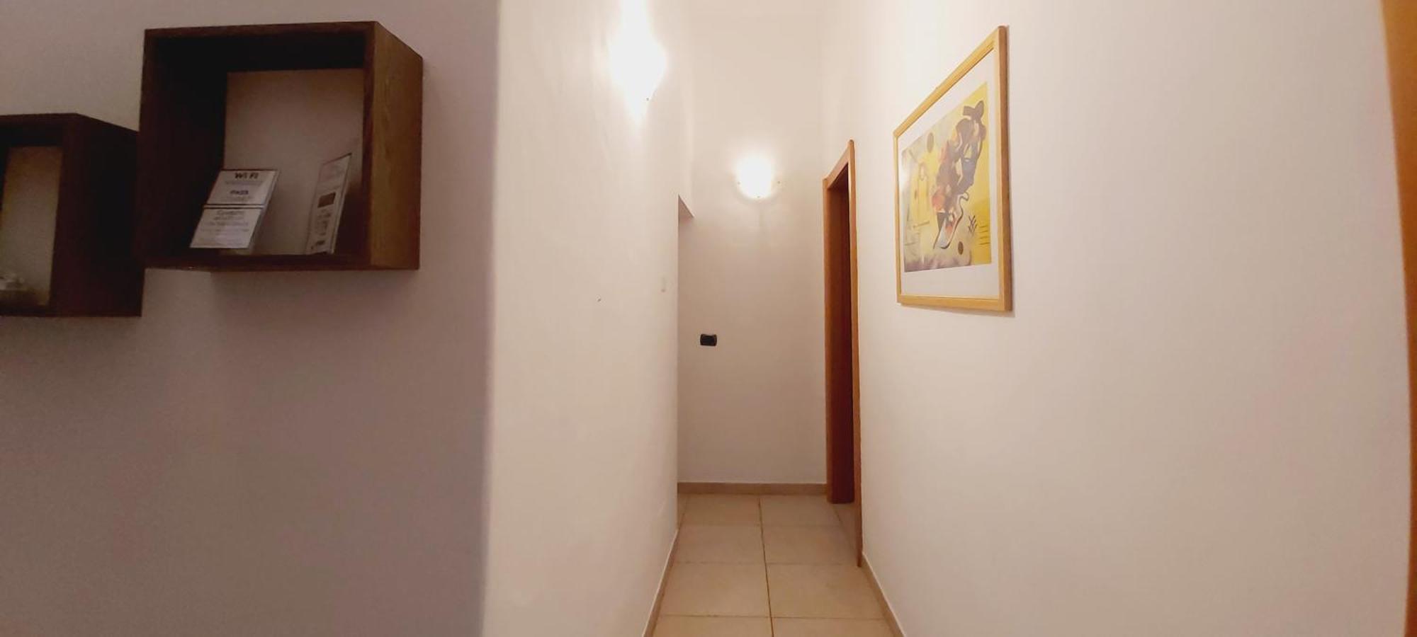 Mamo1 - Appartamento In Pieno Centro Citta バーリ エクステリア 写真